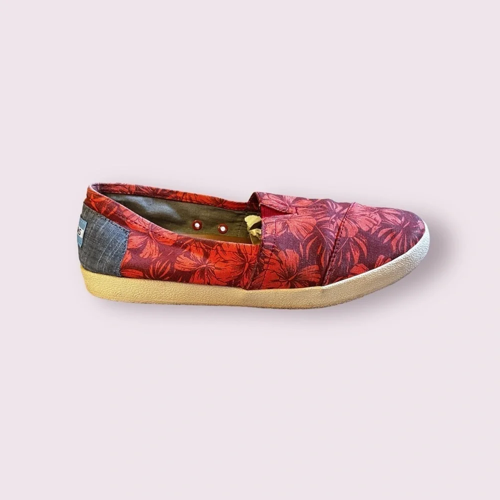 Toms Red Floral Canvas Slip-Ons